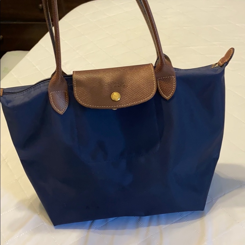 Navy Longchamp!